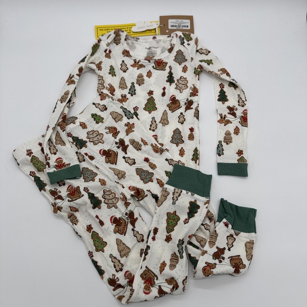 Angel Dear Pajamas 6 Bamboo Gingerbread Sleigh Ride NWT‎ 2 Piece